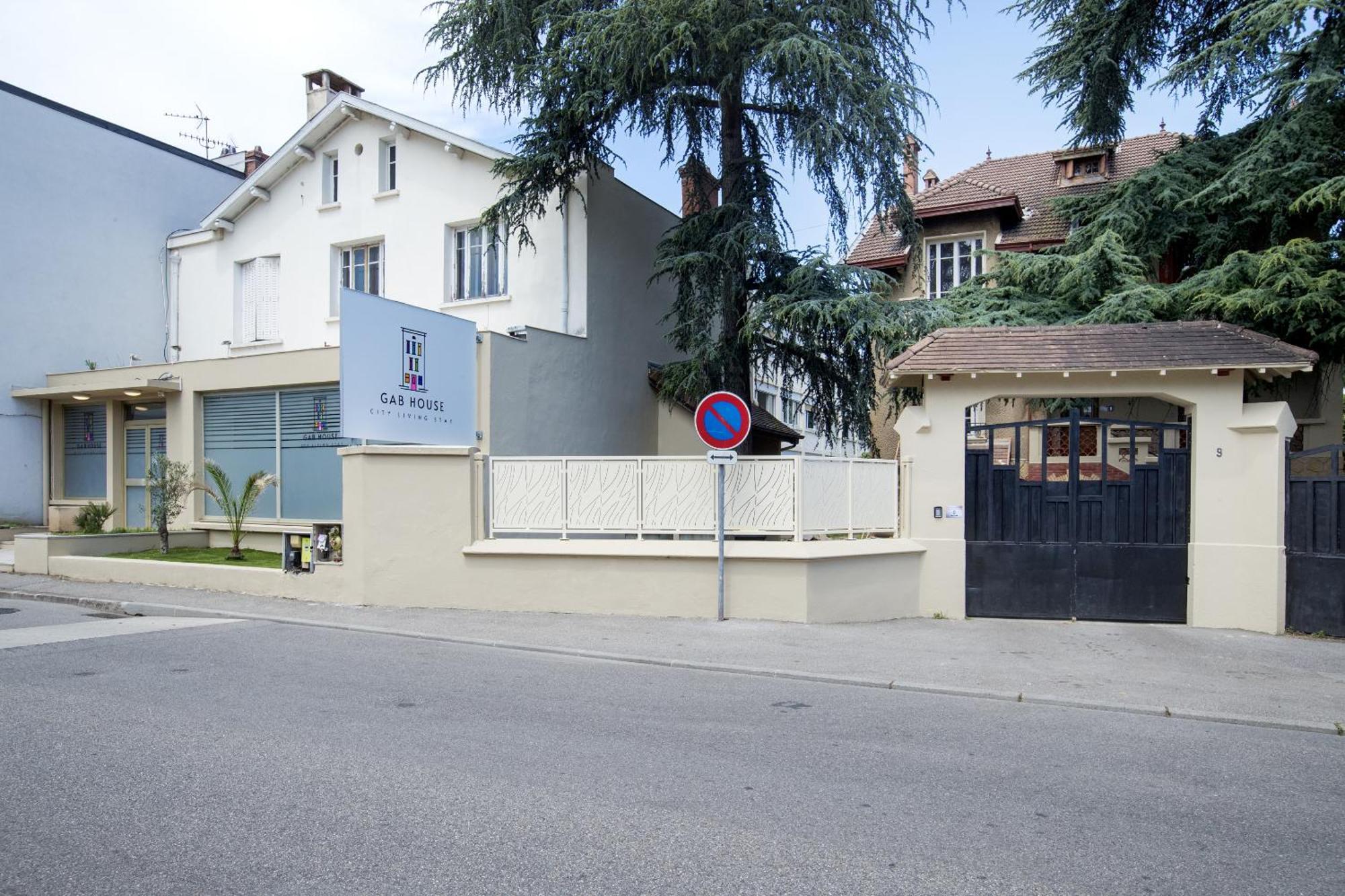 Gab House Ξενοδοχείο Bron Εξωτερικό φωτογραφία